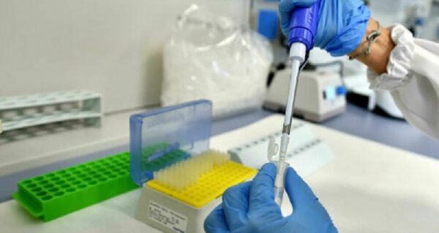 Grossi problemi per le prenotazioni dei vaccini antinfluenzali, gravi carenze di personale e nuovi ritardi nella distribuzione dei kit rapidi